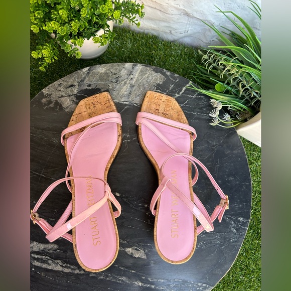 Stuart Weitzman Oasis 50 Wedge Color: Blossom
Sandal (Women)size 8 gently worn - Picture 12 of 16